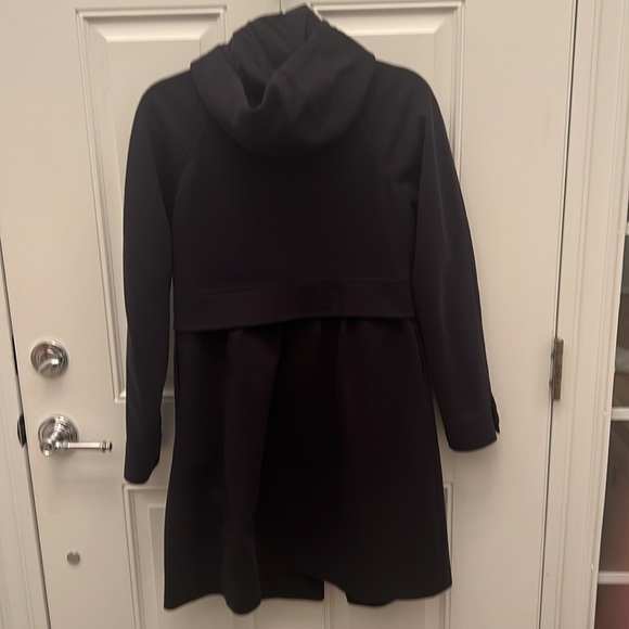 Theory size medium coat with detachable hood size Medium - Picture 4 of 6